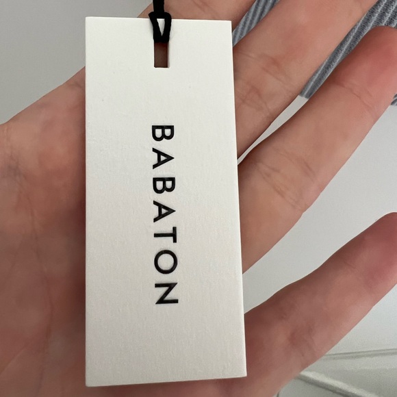 Aritzia Criss Cross Sculpt Tank Top - Picture 6 of 7